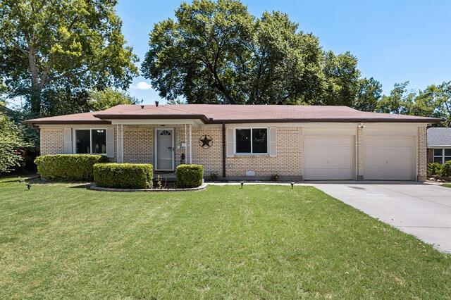 404 E Alexander Lane, Euless, TX image