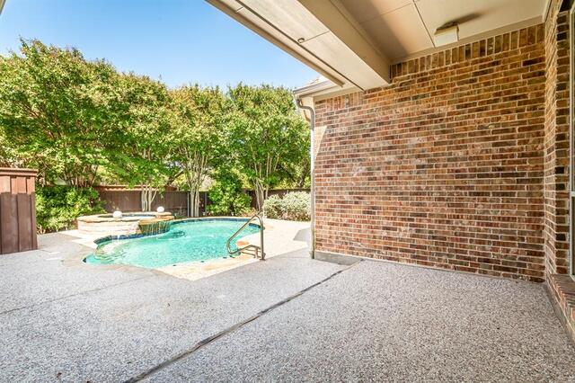 2361 Hedgewood, Lane Allen, TX photo 32