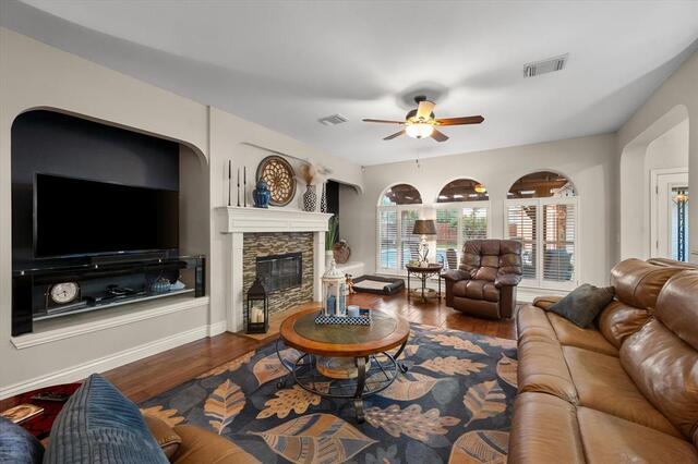 245 Bear, Hollow Keller, TX photo 9