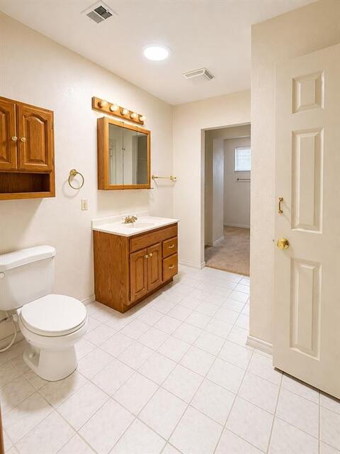 1734 Hartford, Drive Carrollton, TX photo 7