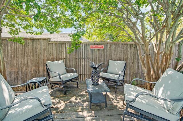 2409 Glen Morris, Road Carrollton, TX photo 32