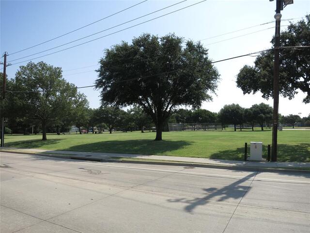 2029, Shenandoah Carrollton, TX photo 4
