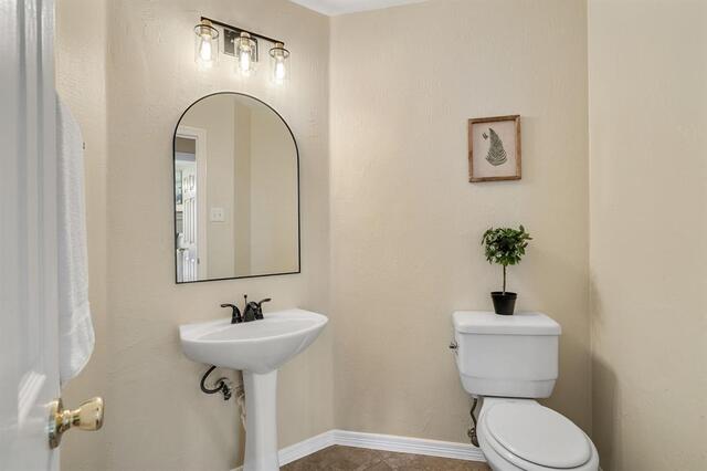3152 Delaford, Drive Carrollton, TX photo 22