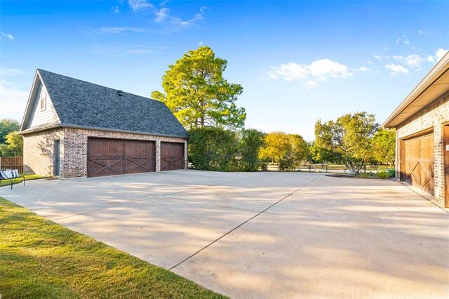 1684 Blevins, Drive Keller, TX photo 4