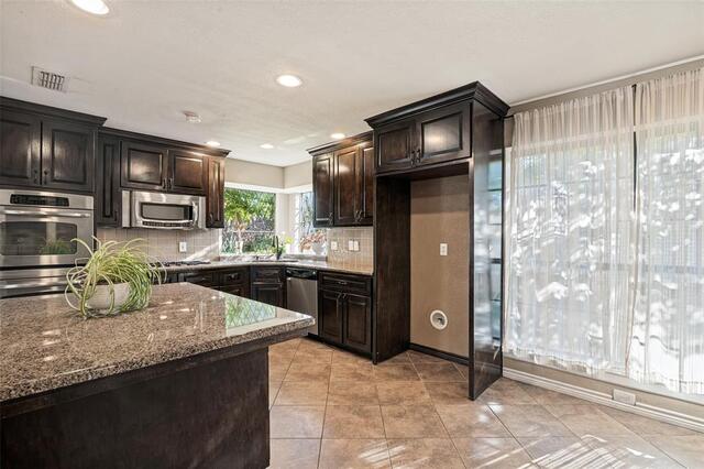 2504 Evans, Drive Plano, TX photo 15