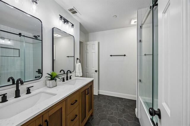 916 Avondale, Lane Plano, TX photo 16