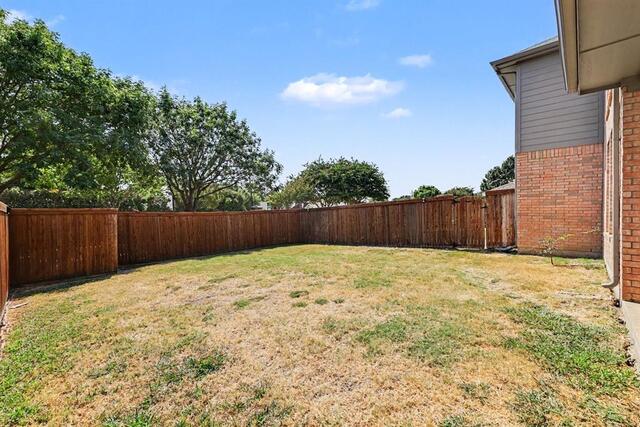 11181 Clearstream, Lane Frisco, TX photo 3