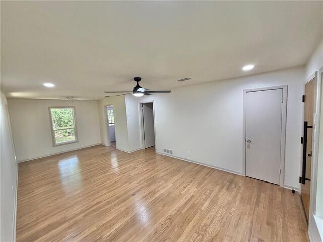 1812 Carlton, Street Denton, TX photo 10