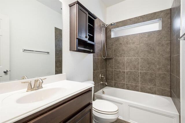 2012 Michelle Creek Drive, Little Elm, TX photo 16
