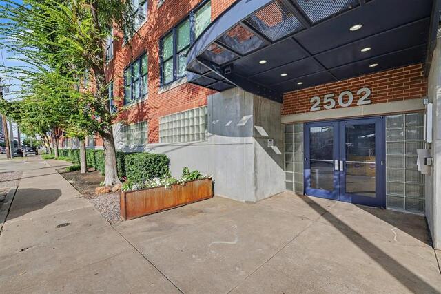 2502 Live Oak Street 338, Dallas, TX image