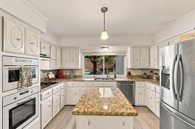 2117 Northmoor, Drive Carrollton, TX photo 11