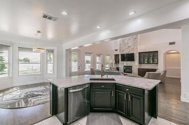 8701 Freeport, Drive Denton, TX photo 9