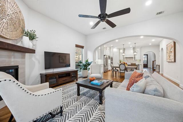 732 Thoroughbred, Avenue Frisco, TX photo 11