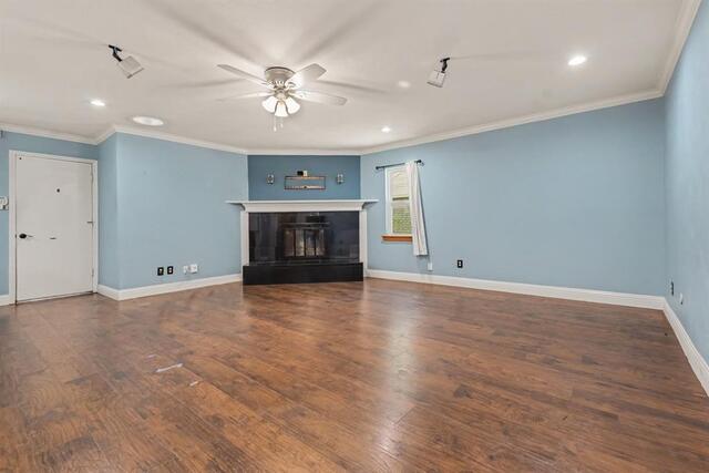 5517 Baker Drive, The Colony, TX photo 3