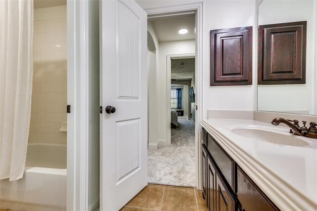 400 S Hampton, Court Lewisville, TX photo 22