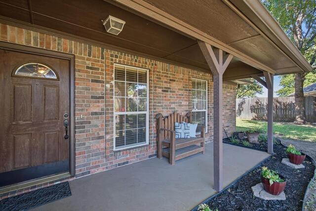 3713 Pheasant, Hollow Denton, TX photo 6