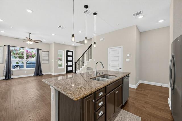 4429 Grady, Lane Carrollton, TX photo 7