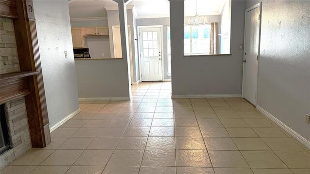 817 Savage, Drive Denton, TX photo 3