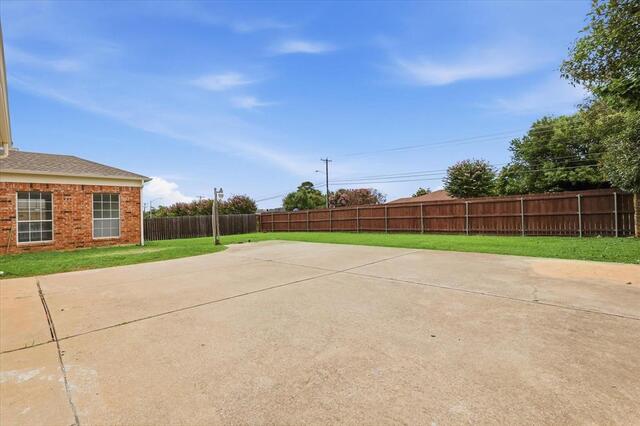 2209 Everglade, Court Carrollton, TX photo 36