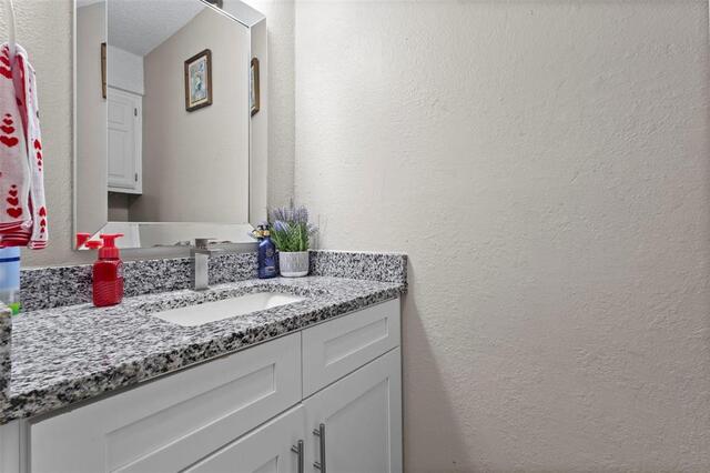 1507 Sugar Creek, Drive Carrollton, TX photo 20