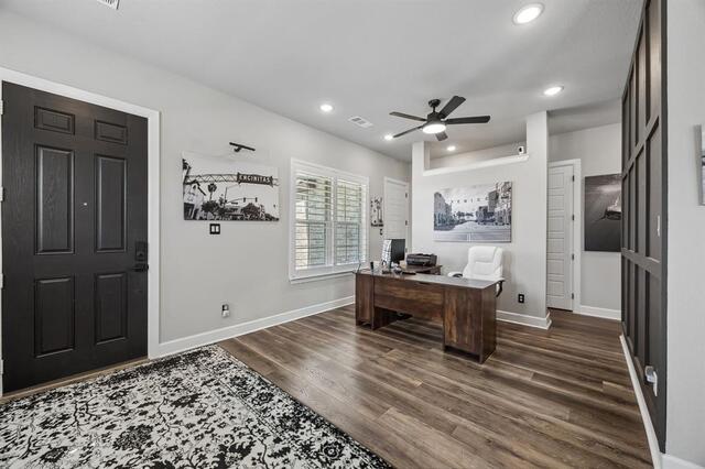 360 Foxthorne Way, Little Elm, TX photo 6