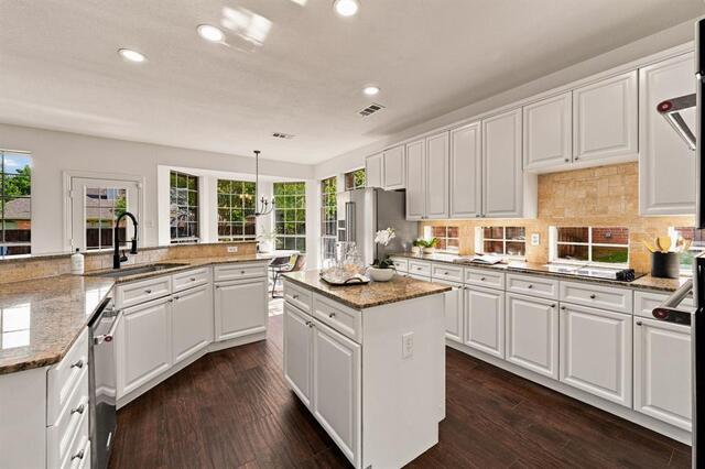 2201 Sagebrush Drive, Flower Mound, TX photo 16