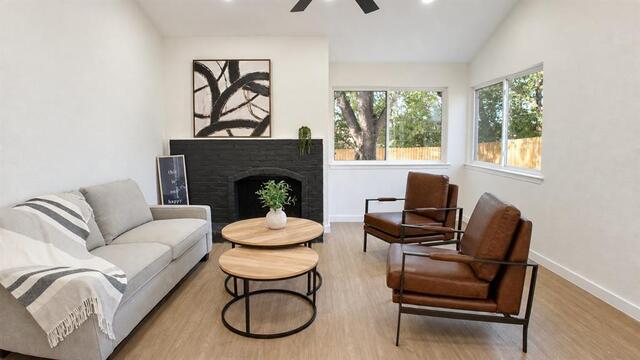 2417 Via, Barcelona Carrollton, TX photo 5