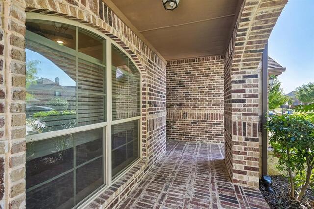 821 Mist Flower Drive, Little Elm, TX photo 4