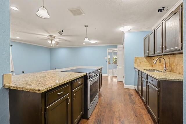 5517 Baker Drive, The Colony, TX photo 5