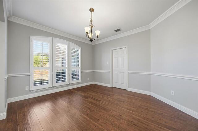 2022 Country Brook, Lane Allen, TX photo 6