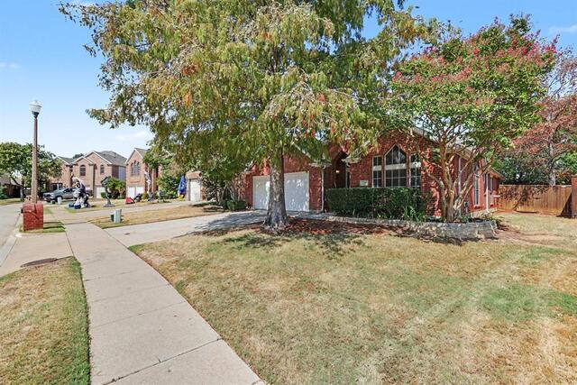 3705 Palmetto, Court Denton, TX photo 3