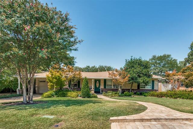 1504 Briarwood Boulevard, Arlington, TX image
