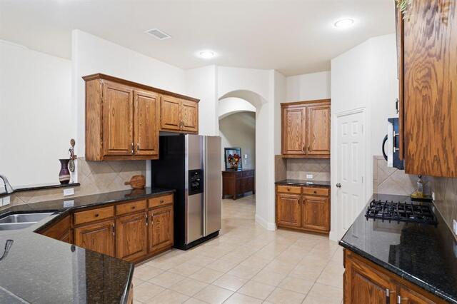 9878 Avalon, Drive Frisco, TX photo 11