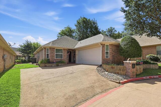 1506 Fiori Way, Euless, TX image