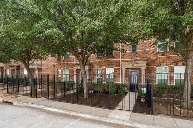 2500 Rockbrook Drive, C27 Lewisville, TX photo 5