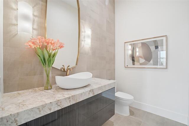 60, Cardona Westlake, TX photo 16