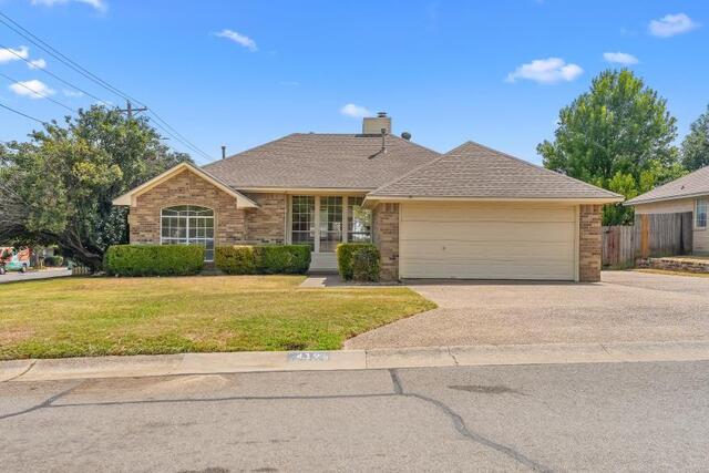 419 Strata, Drive Denton, TX photo 2