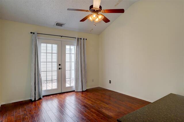 2109 Brook Mount, Court Carrollton, TX photo 17