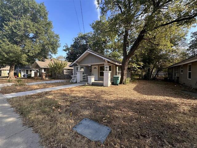 327 Egan, Street Denton, TX photo 3