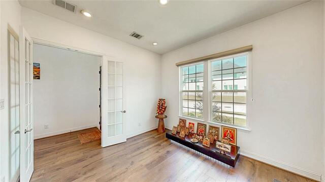 2001 Newton, Lane McKinney, TX photo 6