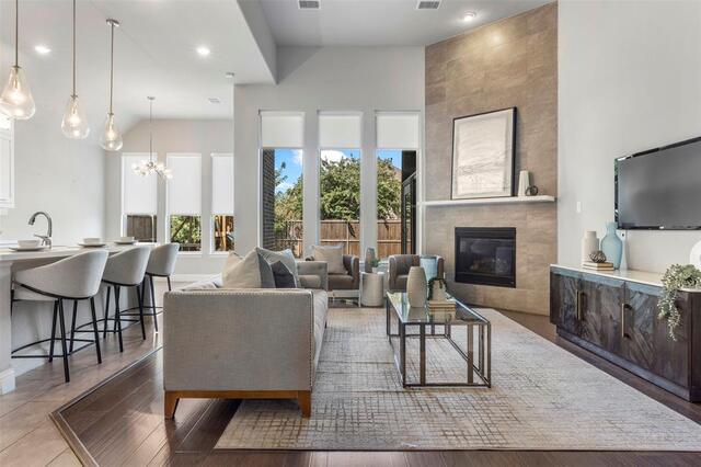 17643 Pinyon Lane, Dallas, TX image