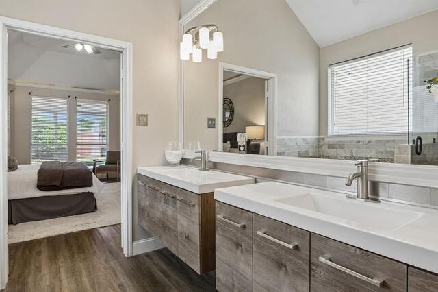 804 Summit, Pointe Lewisville, TX photo 16