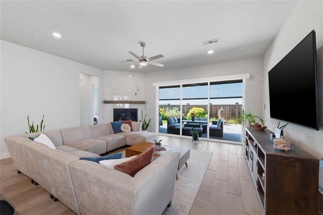 3036 Warrington, The Colony, TX photo 14