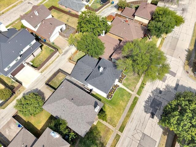 2237 Greenview, Drive Carrollton, TX photo 32