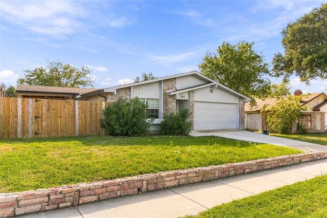 2016 Lymington, Road Carrollton, TX photo 3
