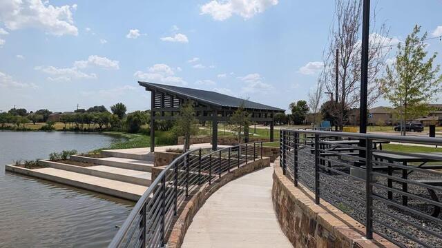 2002 Rose Hill, Road Carrollton, TX photo 31