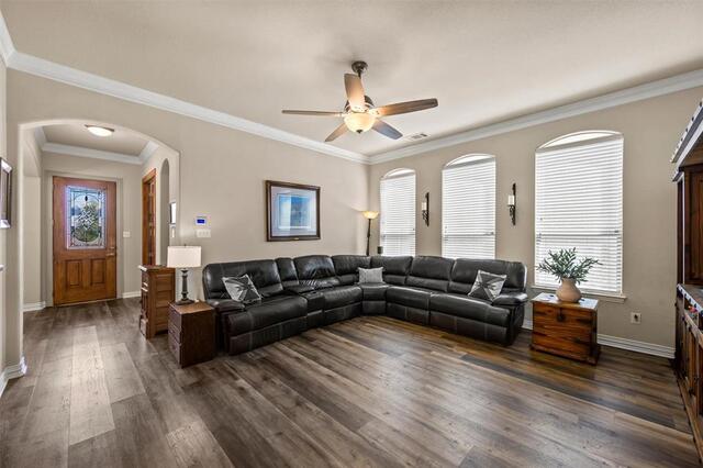 1480 Bristol, Lane Lewisville, TX photo 9