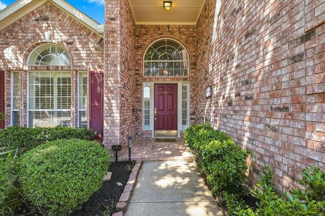 2509 Sycamore Leaf Lane, Flower Mound, TX photo 3