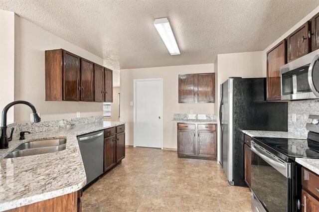 1409 Ridgecrest Drive, Little Elm, TX photo 12