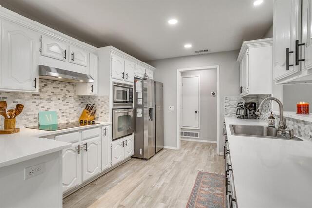 2637 Surrey Woods Road, Flower Mound, TX photo 9